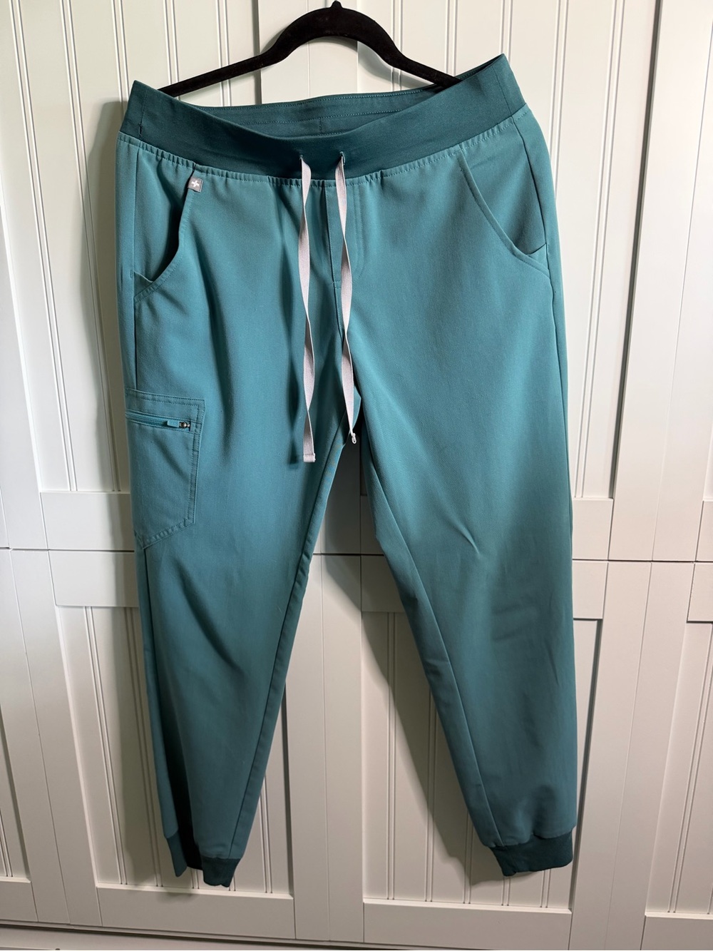 Figs Women’s  Teal Drawstring Joggers with Zippered Utility Pocket